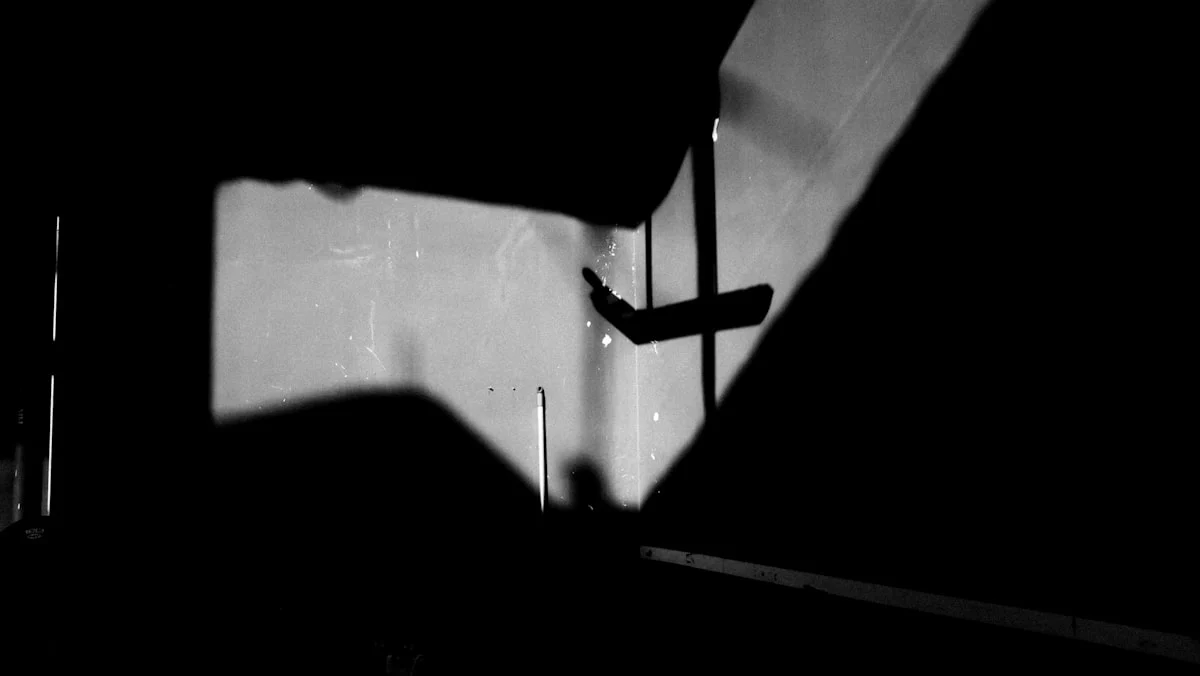 Perbandingan Panggung Indoor vs Outdoor: Pilih yang Terbaik untuk Acara Anda